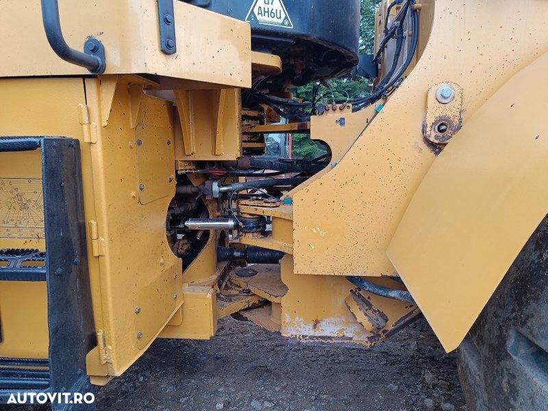 Caterpillar 972K - 8