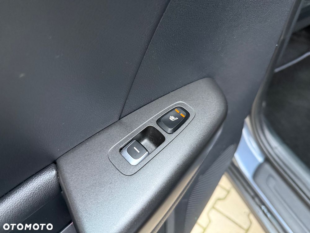 Kia Sportage 2,0 CRDI 2WD ISG Spirit - 32