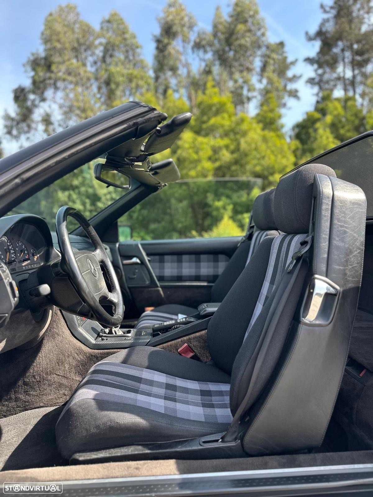Mercedes-Benz SL 280 Standard - 13