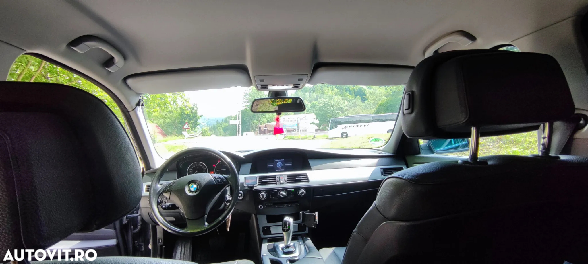 BMW Seria 5 520d Touring Aut. Special Edition - 11
