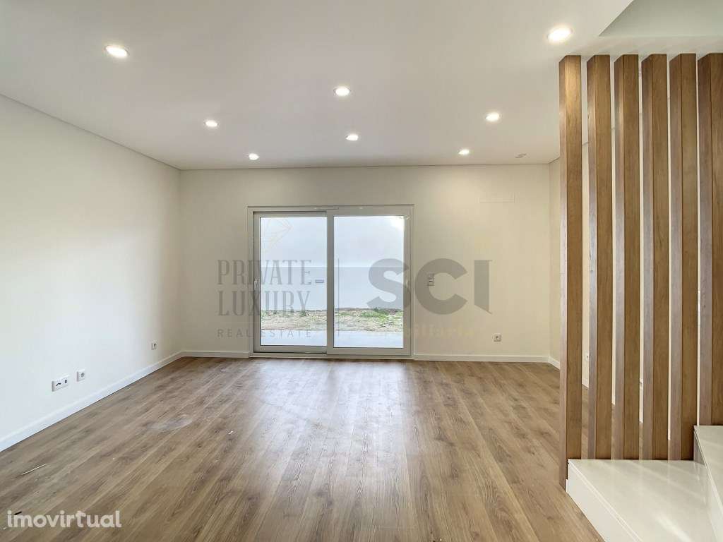 Moradia T4 em Pinhal do General com Pérgula e Logradouro - Grande imagem: 4/41