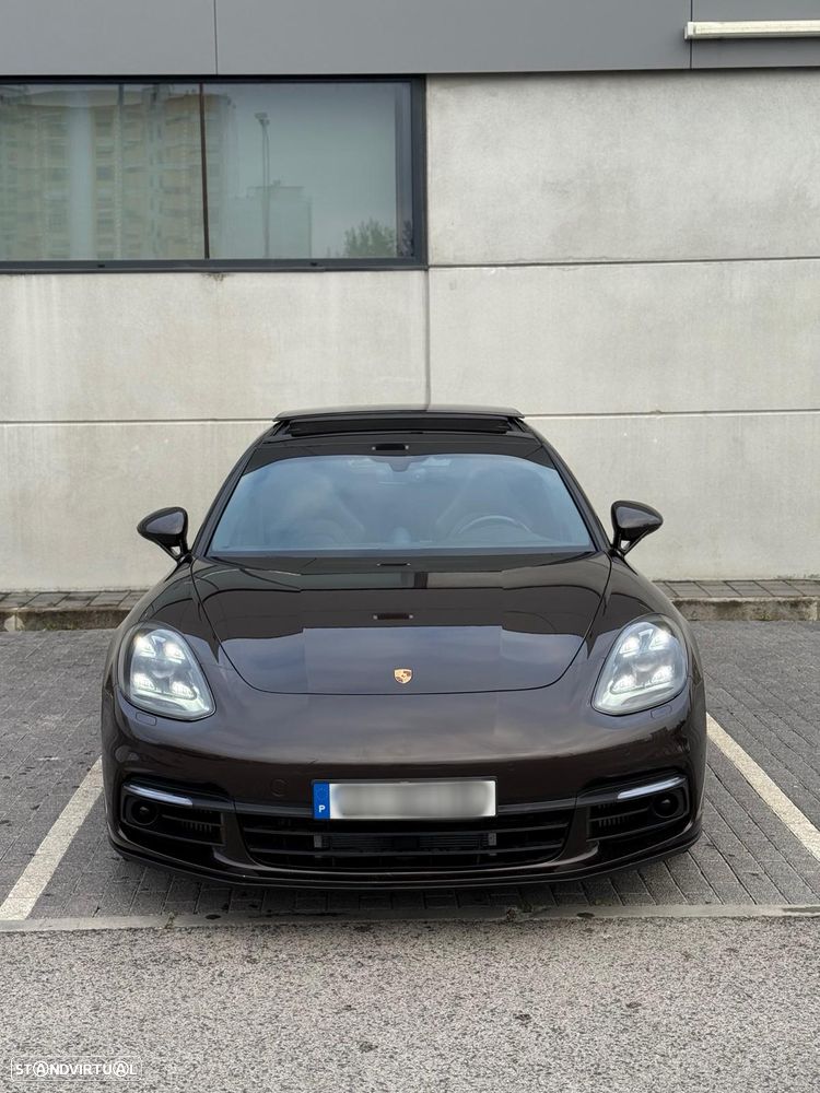 Porsche Panamera Sport Turismo 4 E-Hybrid - 9