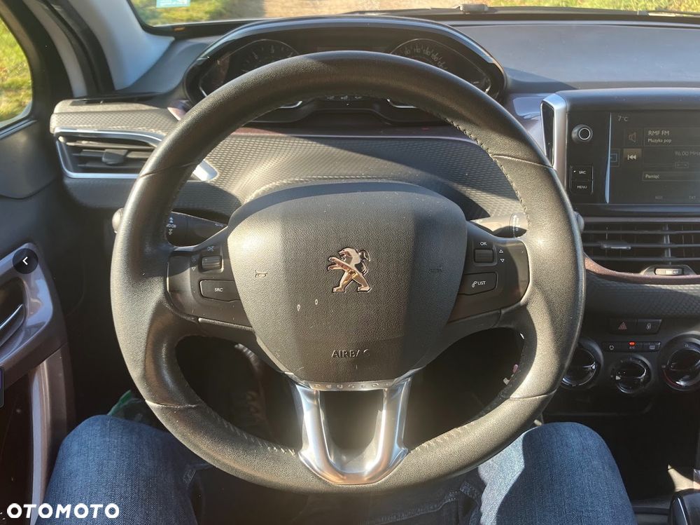 Peugeot 2008 e-HDi FAP 92 STOP & START Allure - 5