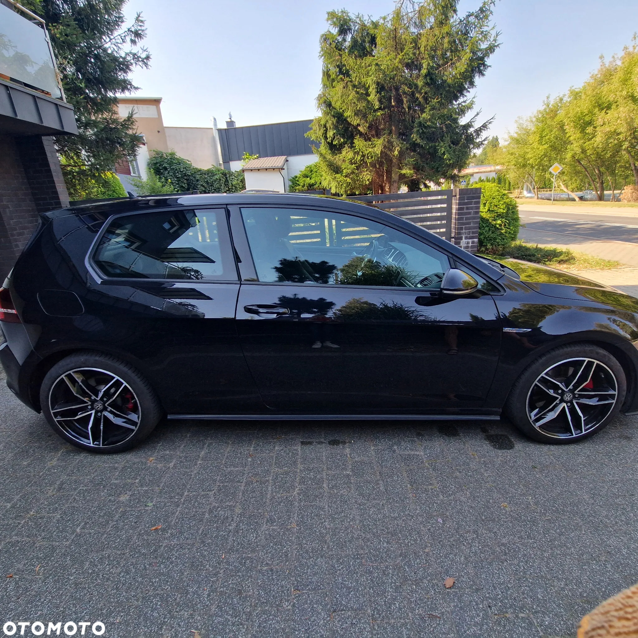 Volkswagen Golf VII 2.0 TDI BMT GTD DSG - 2
