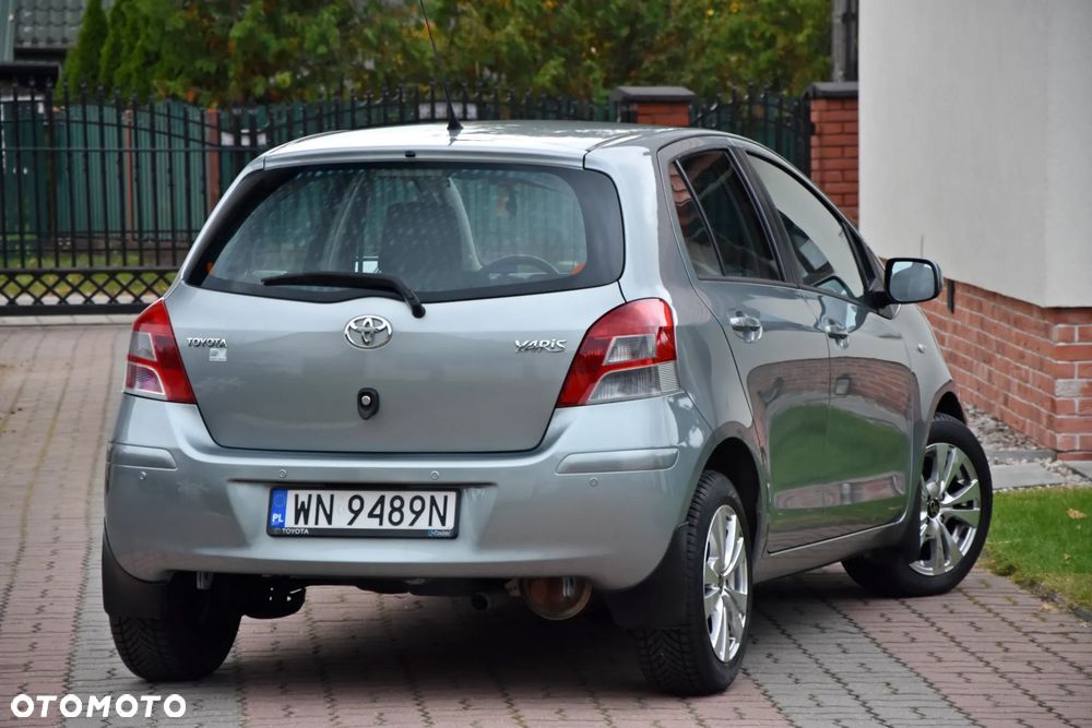 Toyota Yaris 1.33 VVT-i Multidrive S Executive - 12