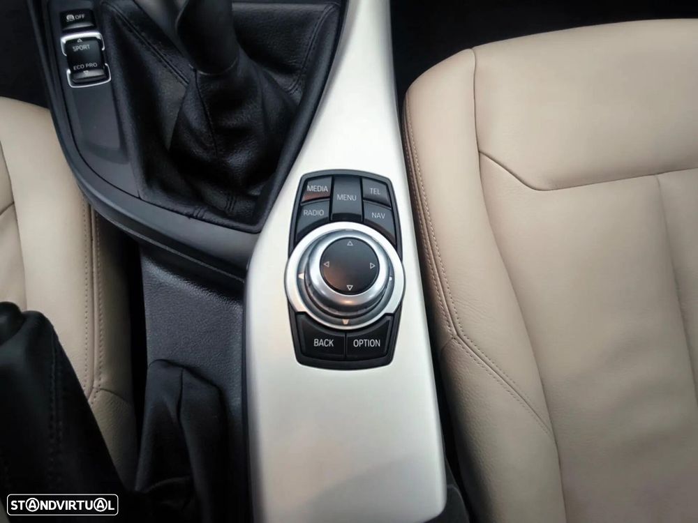 BMW 118 d Line Sport - 38