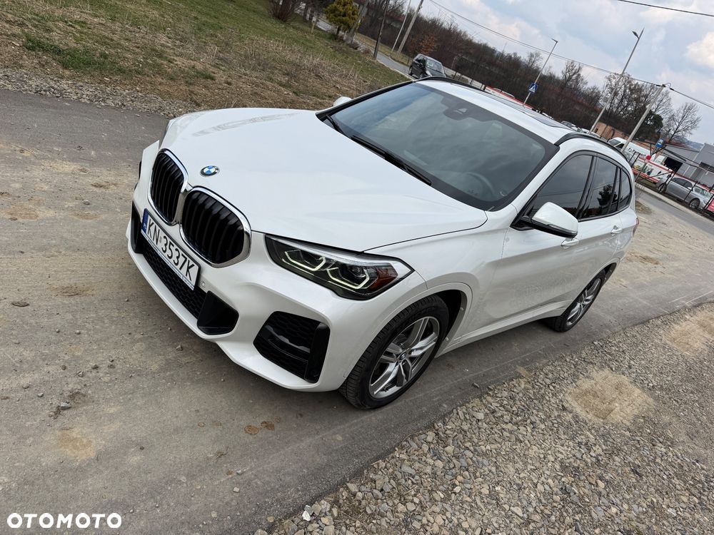 BMW X1 xDrive28i Sport Line - 32