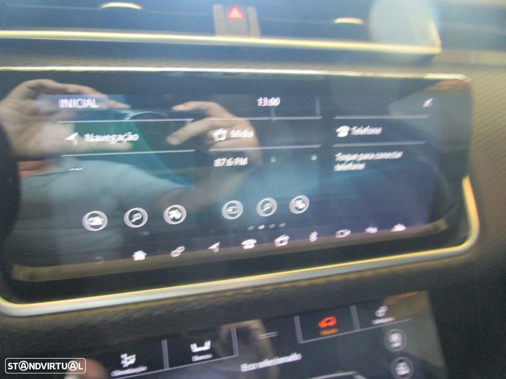 Land Rover Range Rover Velar 2.0 D R-Dynamic SE - 30