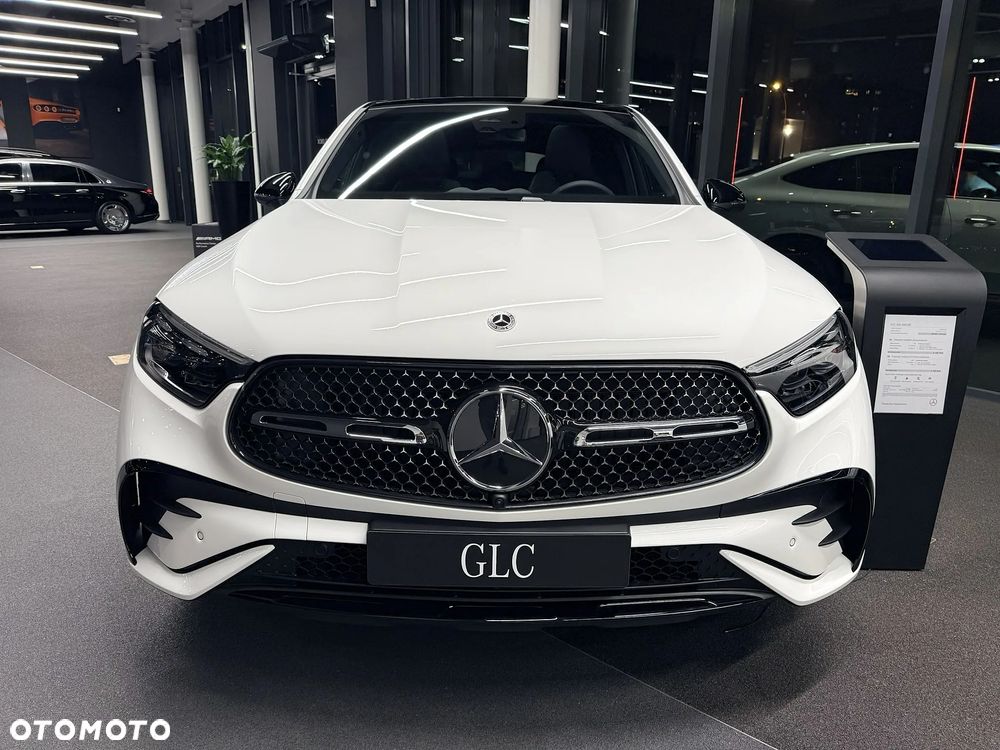 Mercedes-Benz GLC - 2