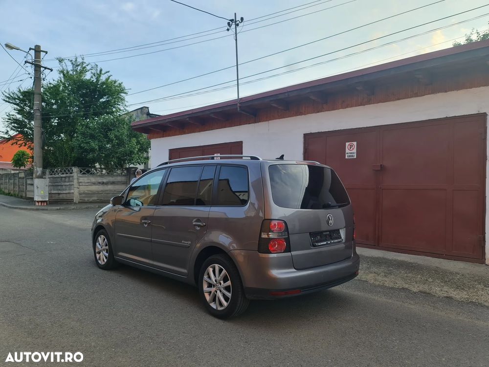 Volkswagen Touran 1.9 TDI DPF Blue Motion Freestyle - 3