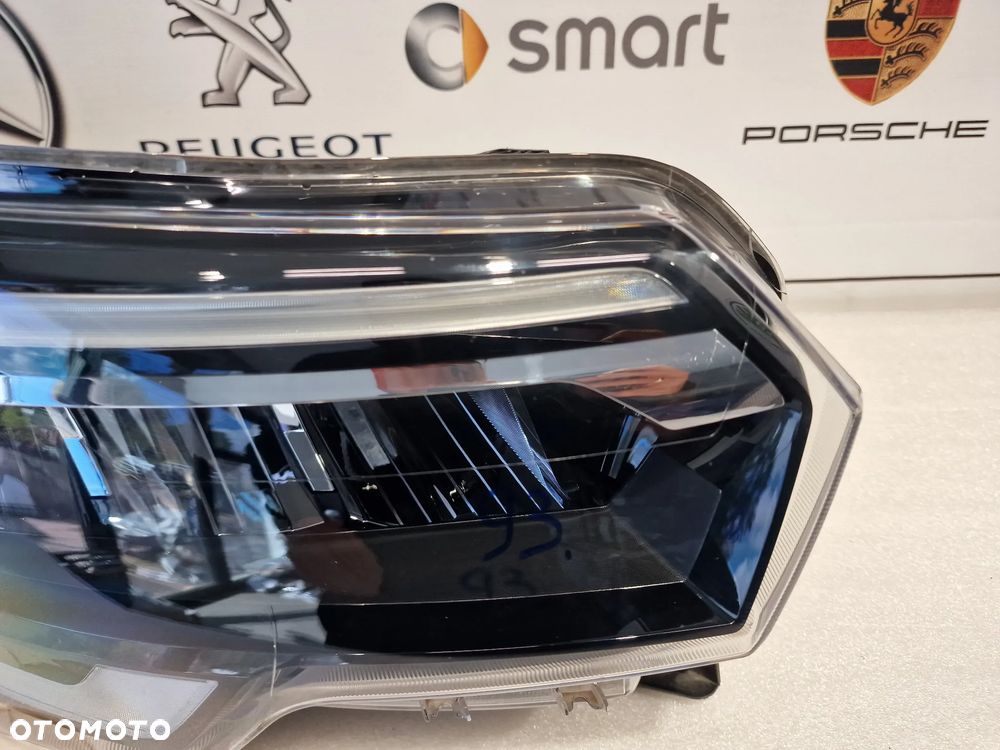 RENAULT TRAFIC IV / 3 III LIFT 21- PRAWA LAMPA PRZEDNIA PRZÓD , FULL LED FULLLED FULLED PURE VISION , NR 260102899R , NR AUKCJI LPP93 - 2