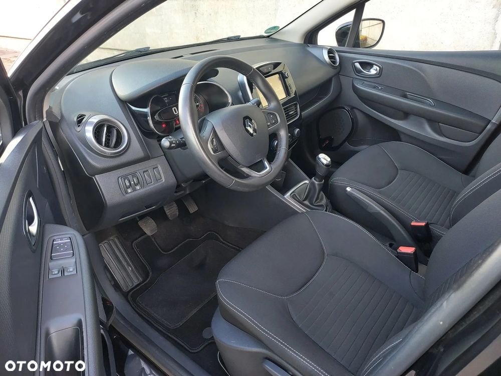 Renault Clio 1.2 16V Limited - 20