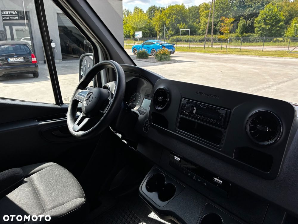 Mercedes-Benz e - Sprinter / esprinter - 14