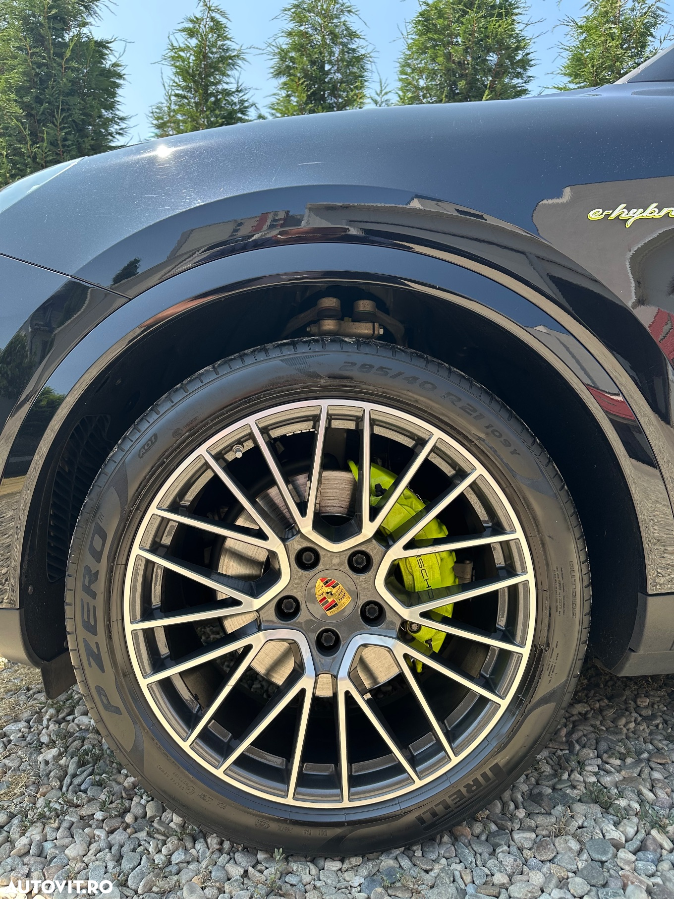 Porsche Cayenne - 5