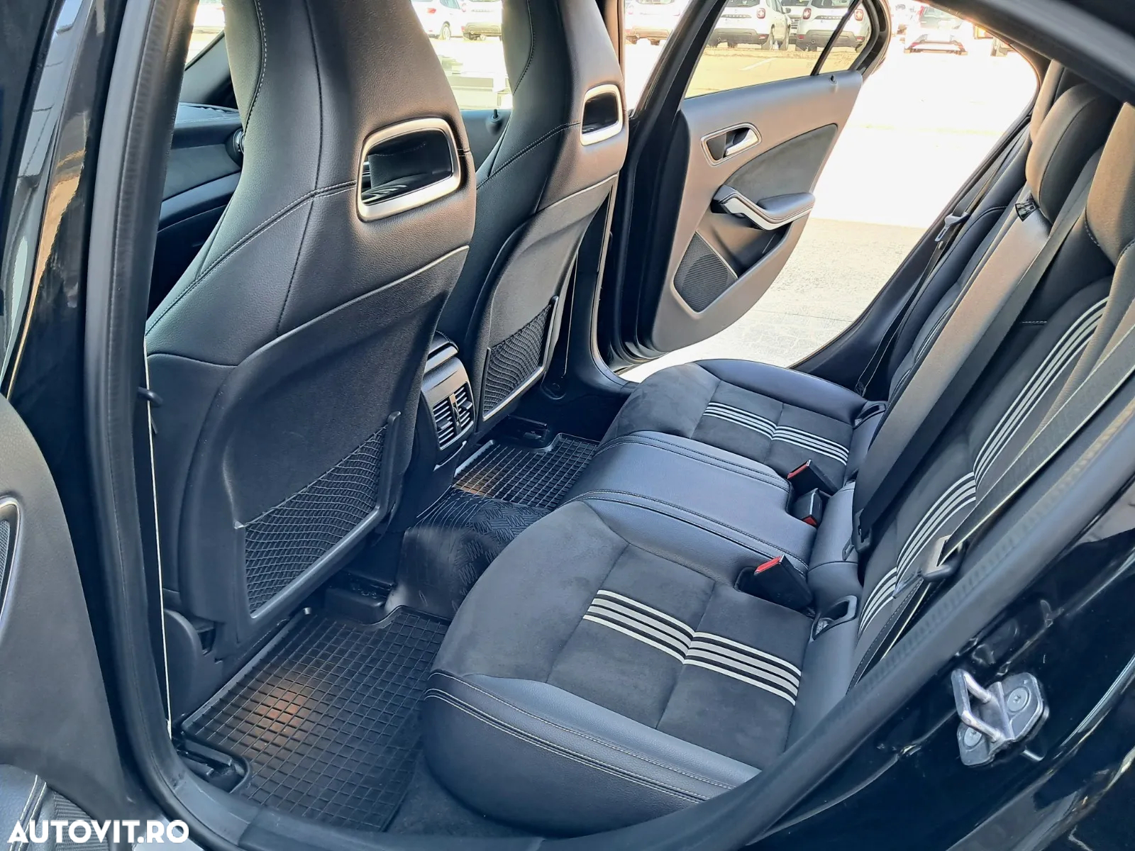 Mercedes-Benz A - 8