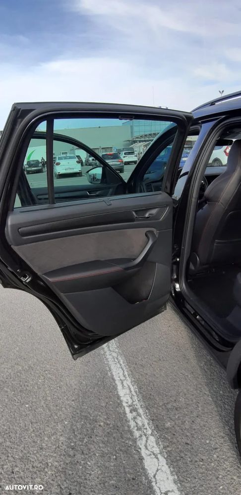 Skoda Kodiaq 2.0 TSI 4X4 DSG RS - 6