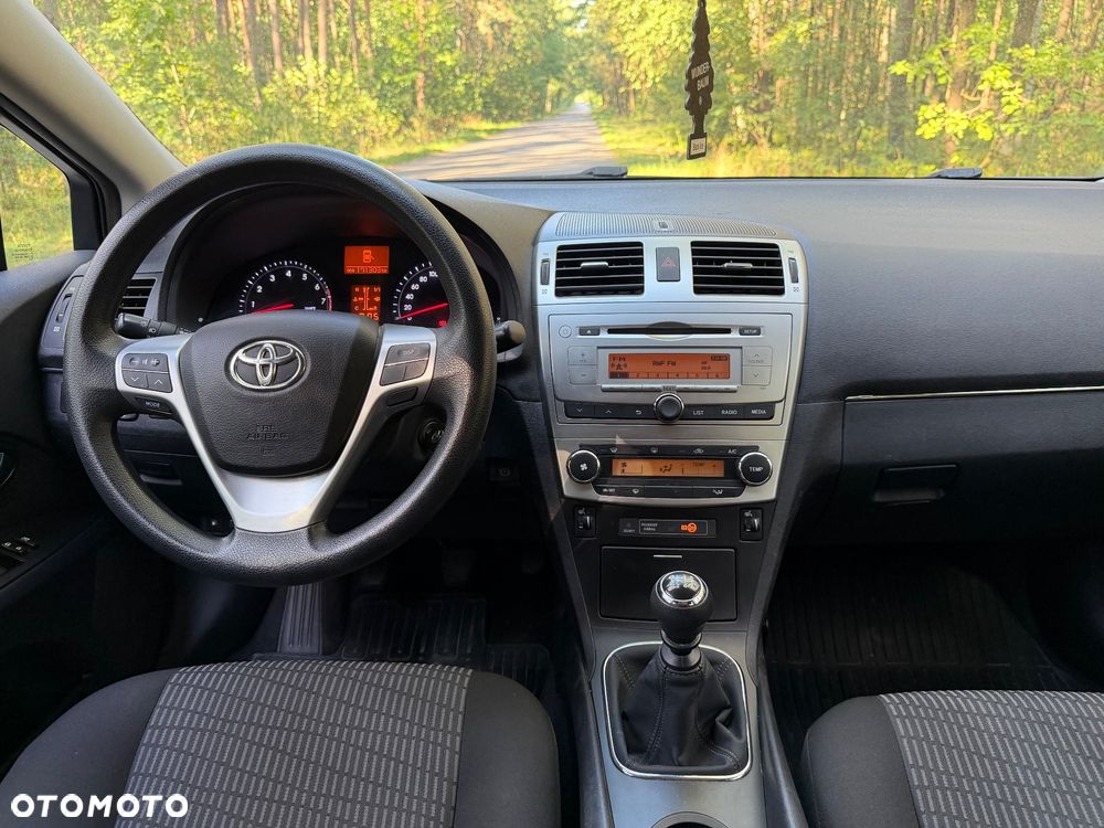 Toyota Avensis 1.6 Active - 7