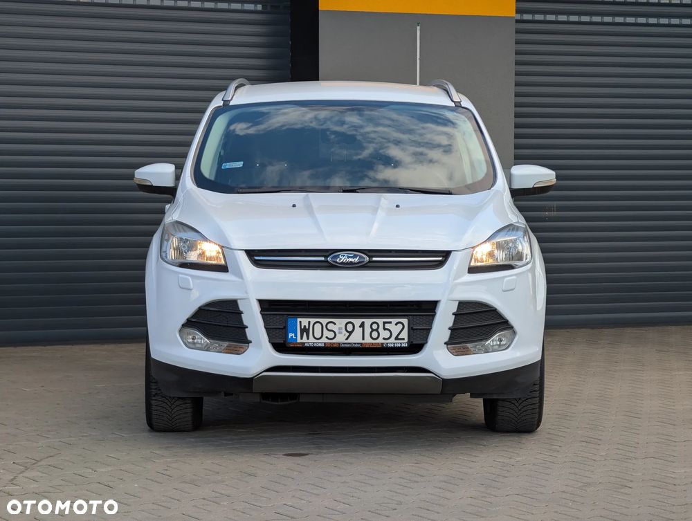 Ford Kuga 1.6 EcoBoost 2x4 Titanium - 5