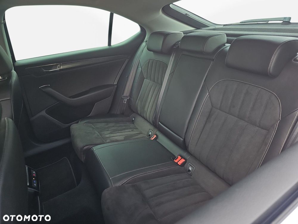 Skoda Superb 2.0 TSI Style DSG - 18