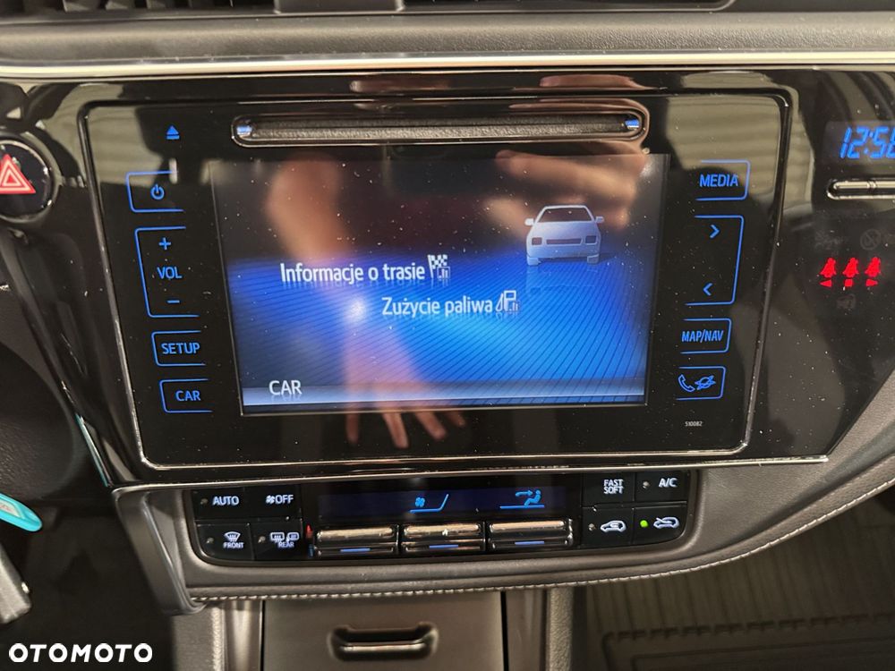 Toyota Auris - 25