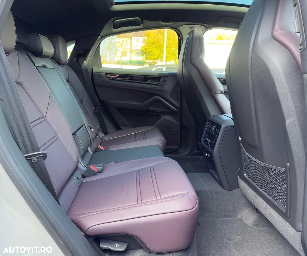 Porsche Cayenne E-Hybrid - 17