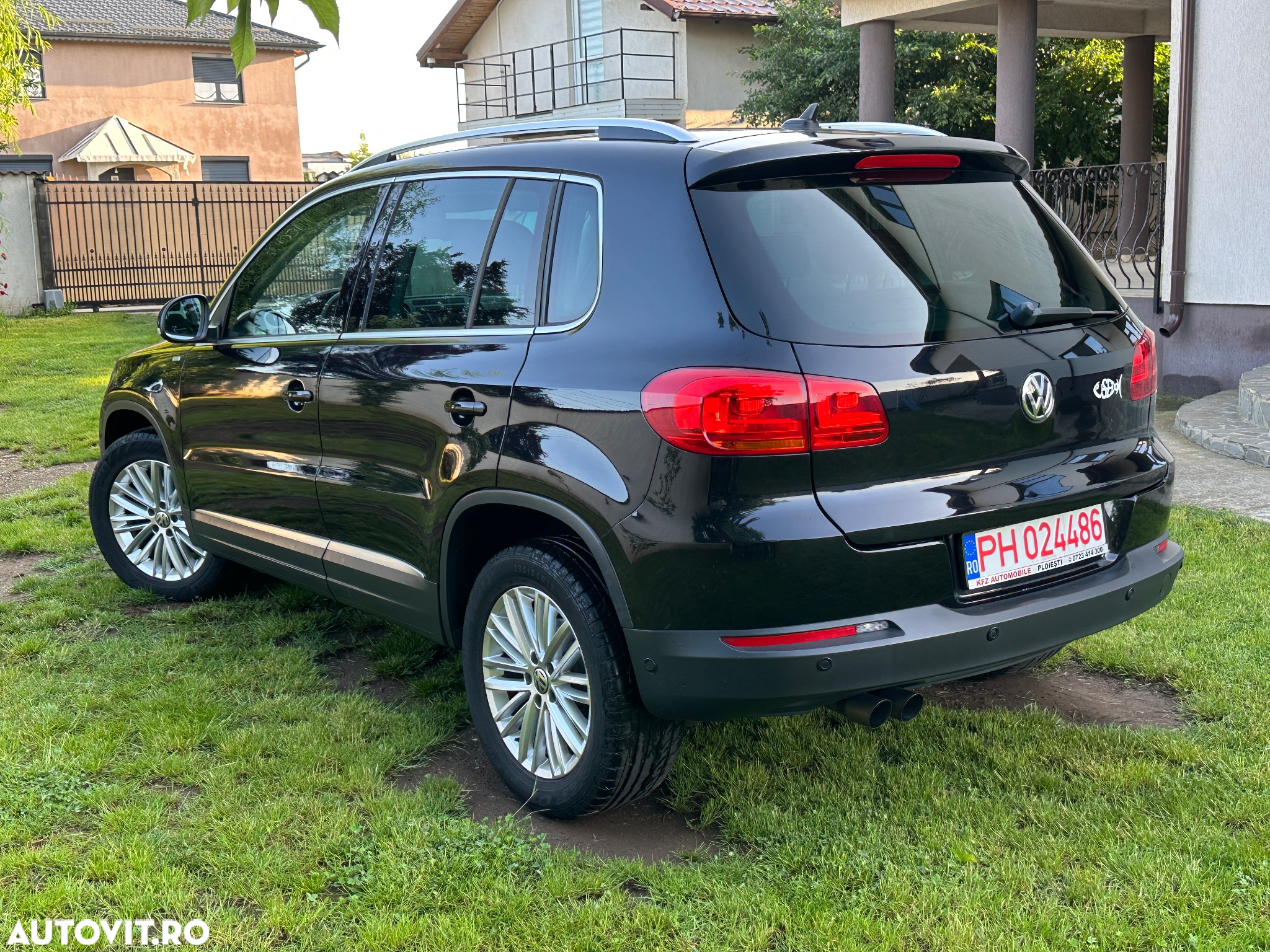Volkswagen Tiguan 2.0 TDI DPF BlueMotion Technology Cup Sport & Style - 3