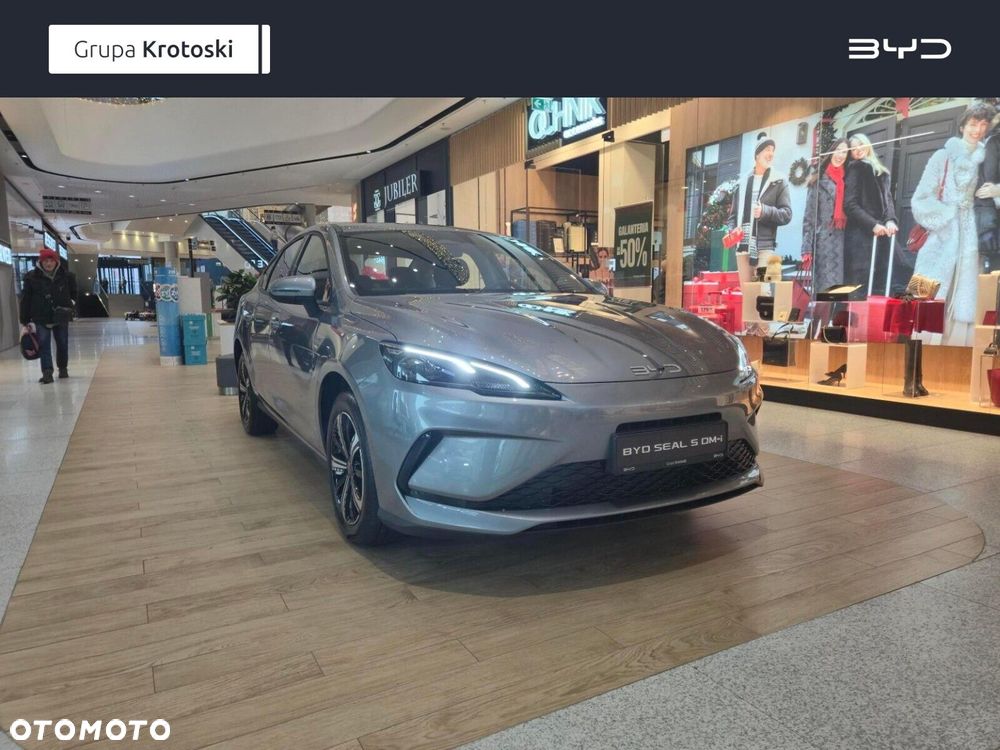 BYD Seal 5