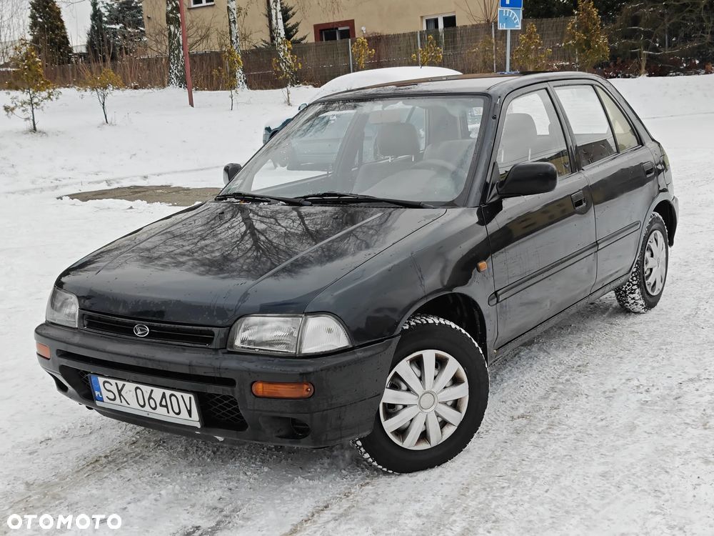 Daihatsu Charade - 3