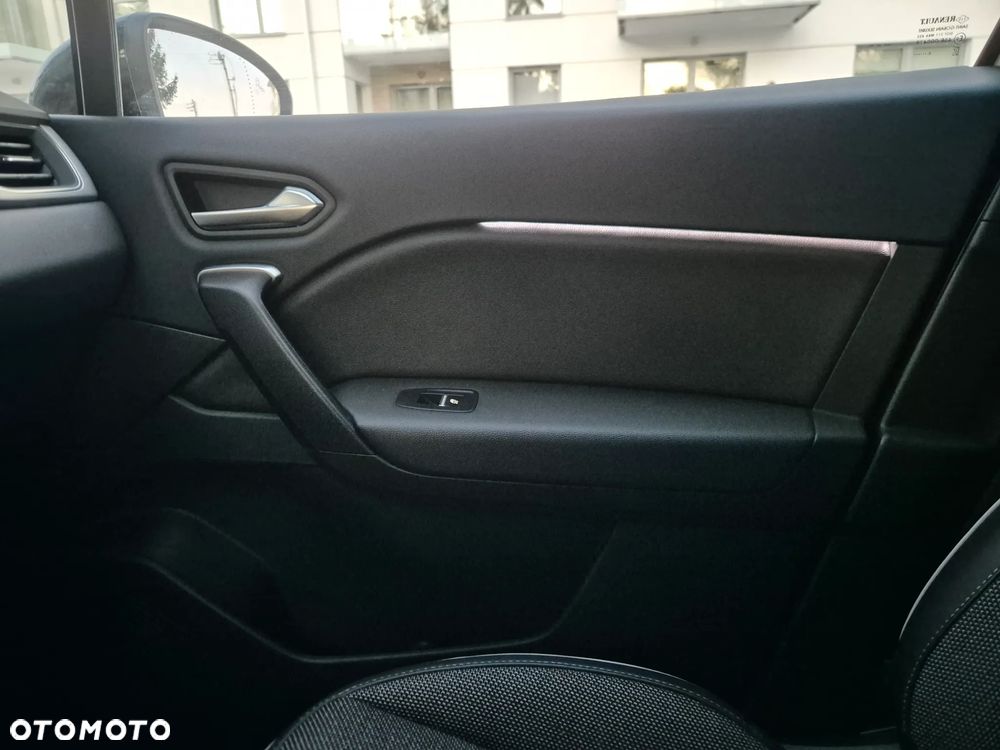 Renault Captur 1.3 TCe Intens EDC - 28