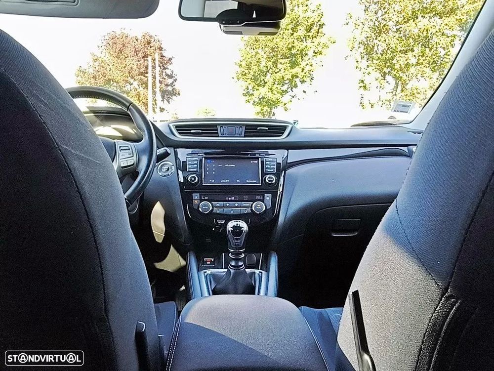 Nissan Qashqai 1.5 dCi N-Connecta RS+PS — fotografia 23