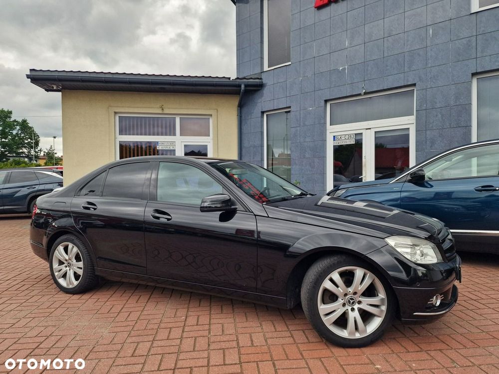 Mercedes-Benz Klasa C 180 BlueEFFICIENCY 7G-TRONIC Avantgarde - 15