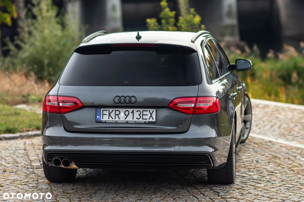 Audi A4 Avant - 10