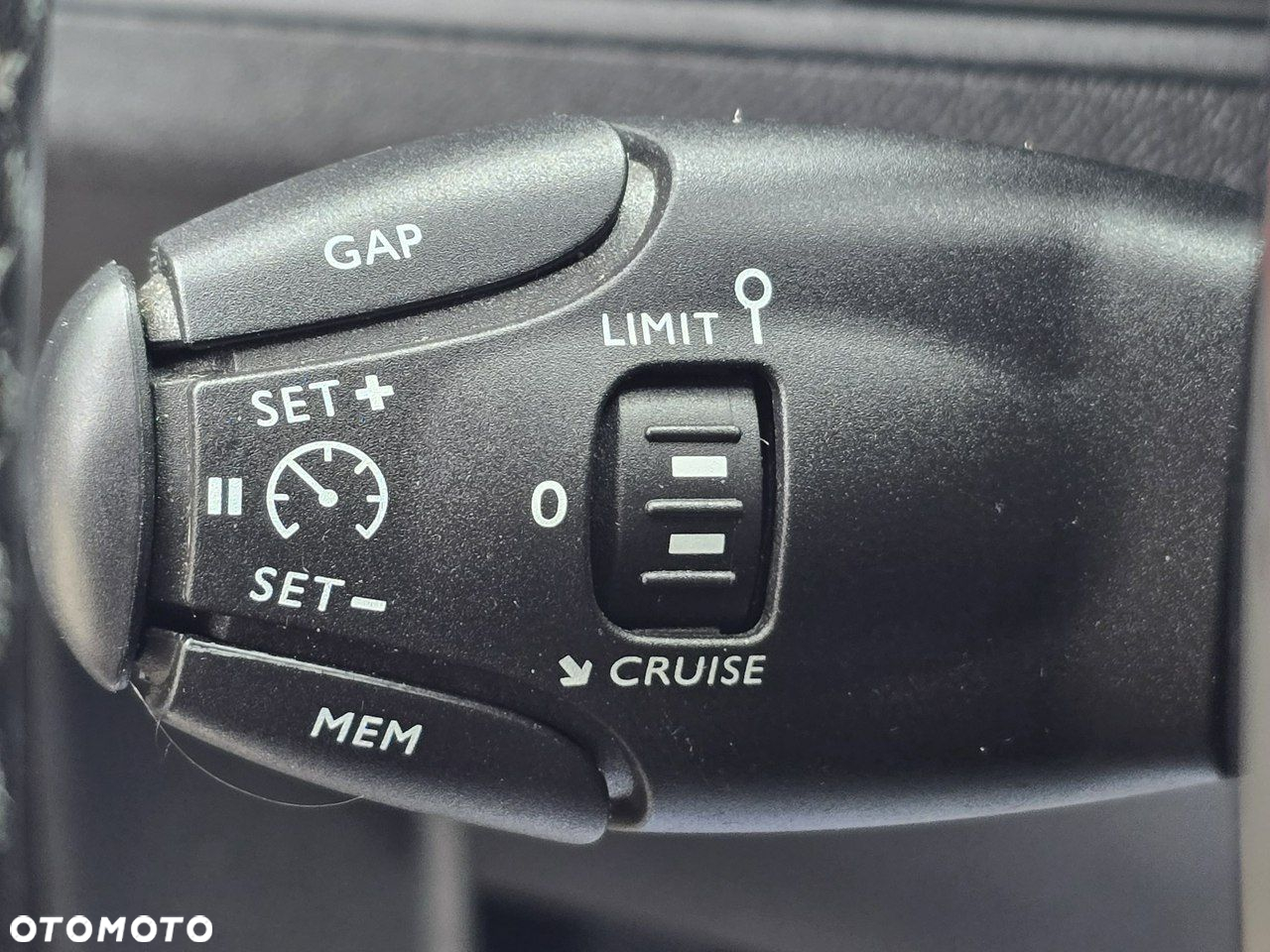 Peugeot 3008 1.5 BlueHDi GT S&S EAT8 - 28