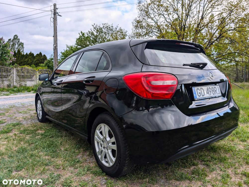 Mercedes-Benz Klasa A 180 d Activity Edition - 4