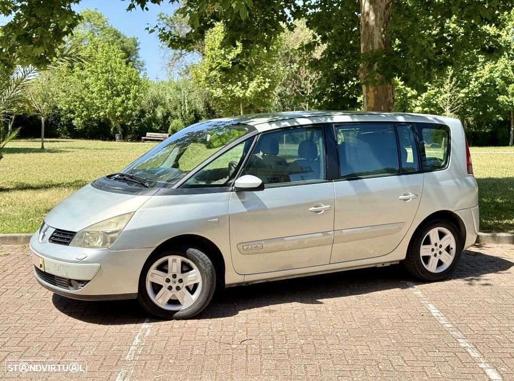 Renault Espace 2.2 dCi Authentique - 1