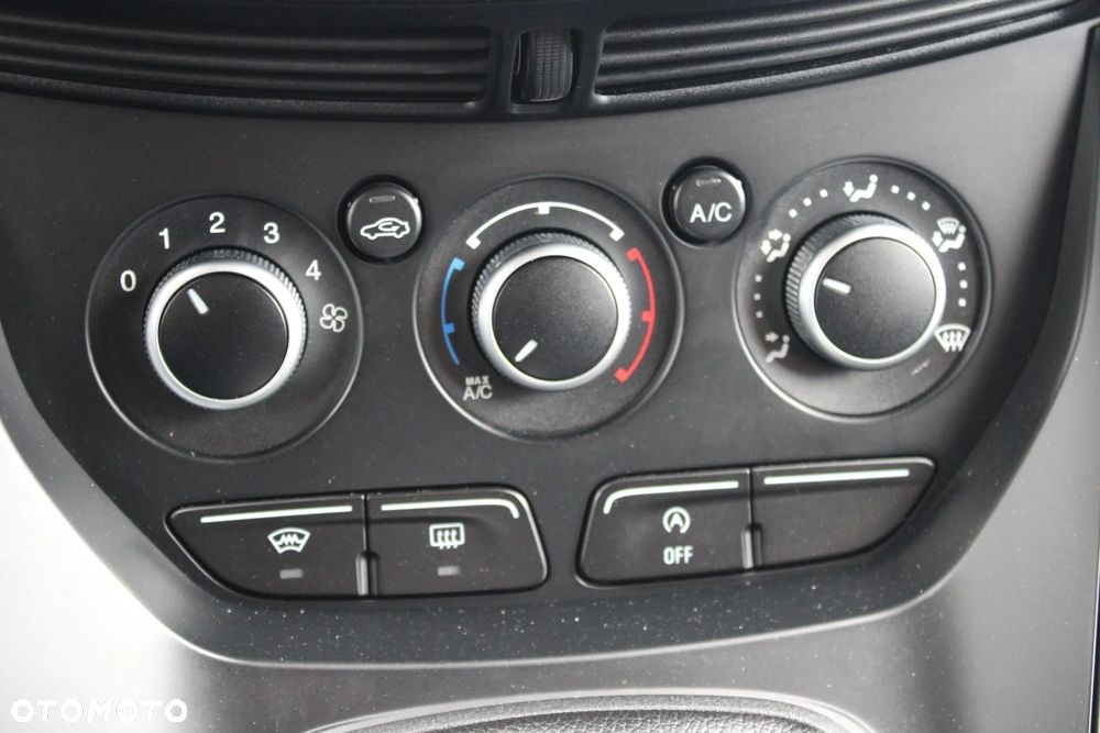 Ford Kuga 2.0 TDCi 4x4 Trend - 30