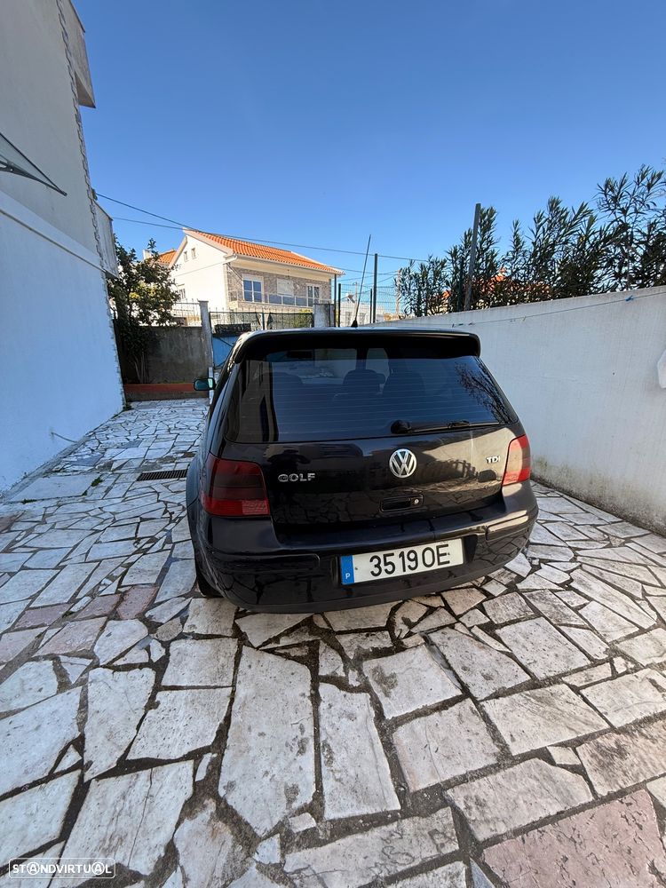 VW Golf 1.9 TDi Highline - 1