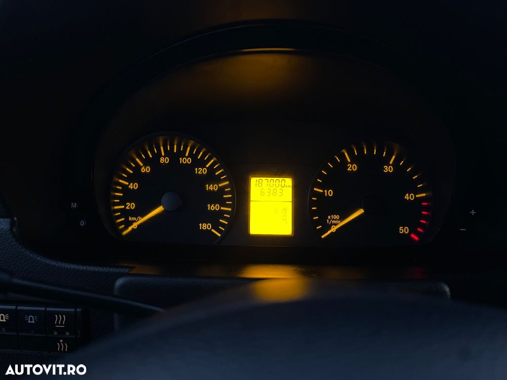 Mercedes-Benz Sprinter 516CDI MEDIU PUNTE DUBLA - 31