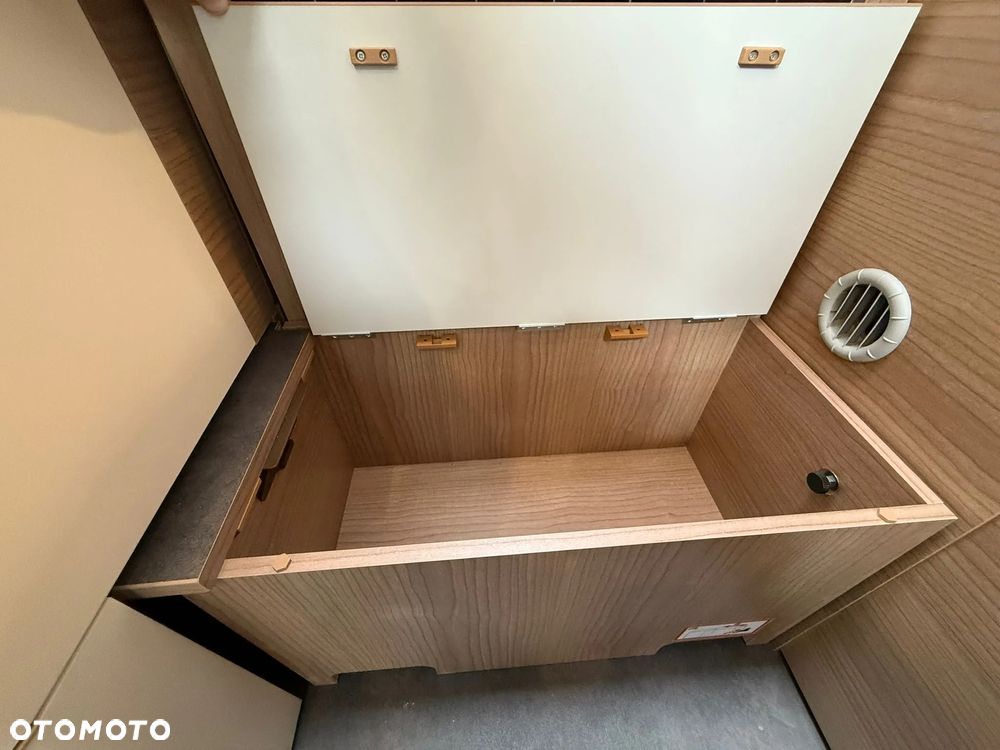 Carthago MALIBU GENIUS 641LE MERCEDES - Automat - 32