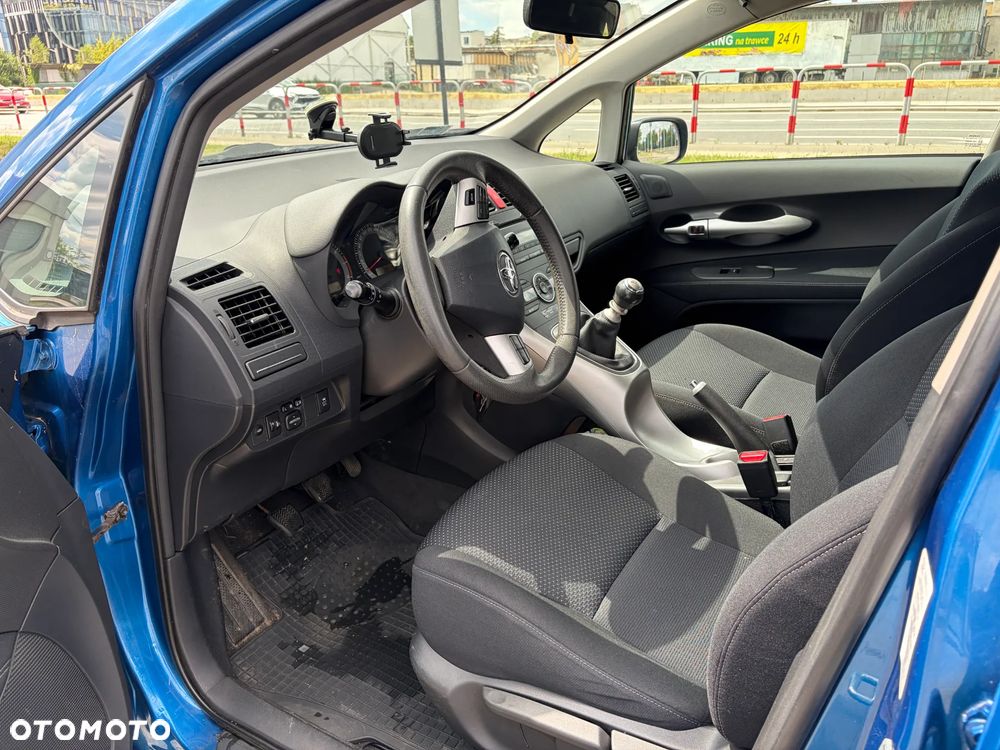 Toyota Auris 1.6 Premium - 5