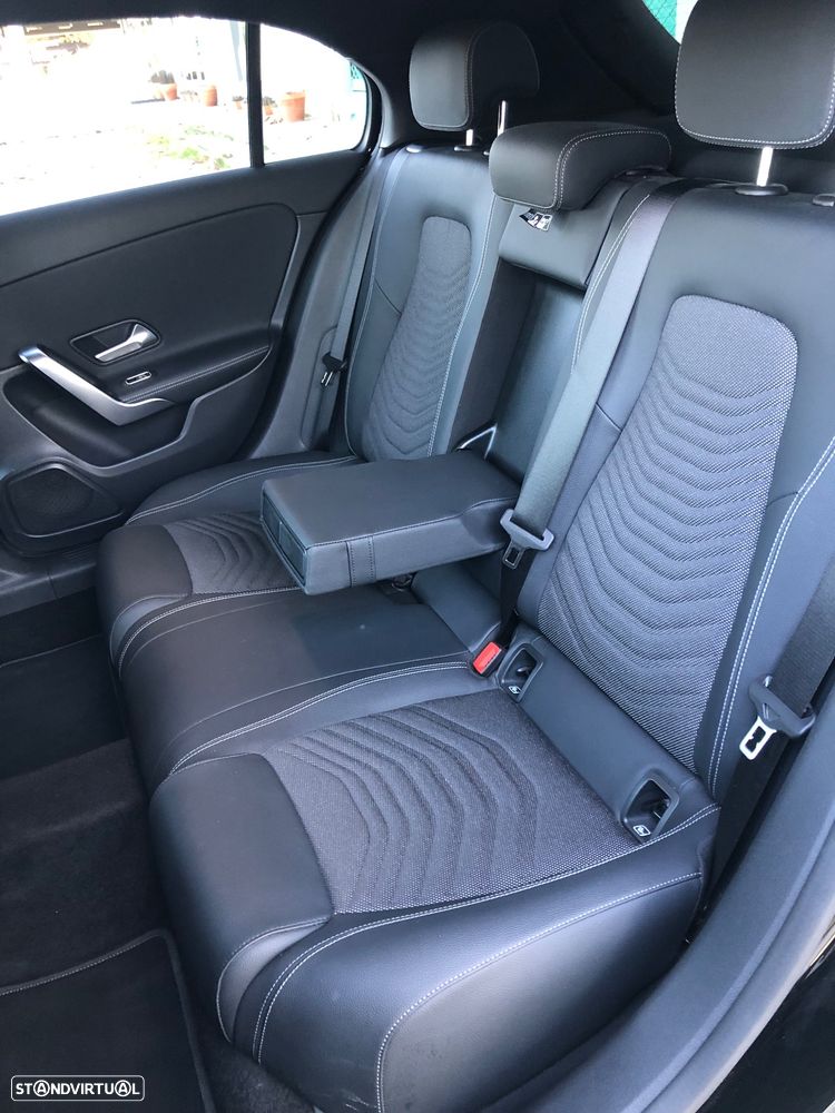 Mercedes-Benz A 250 e - 32