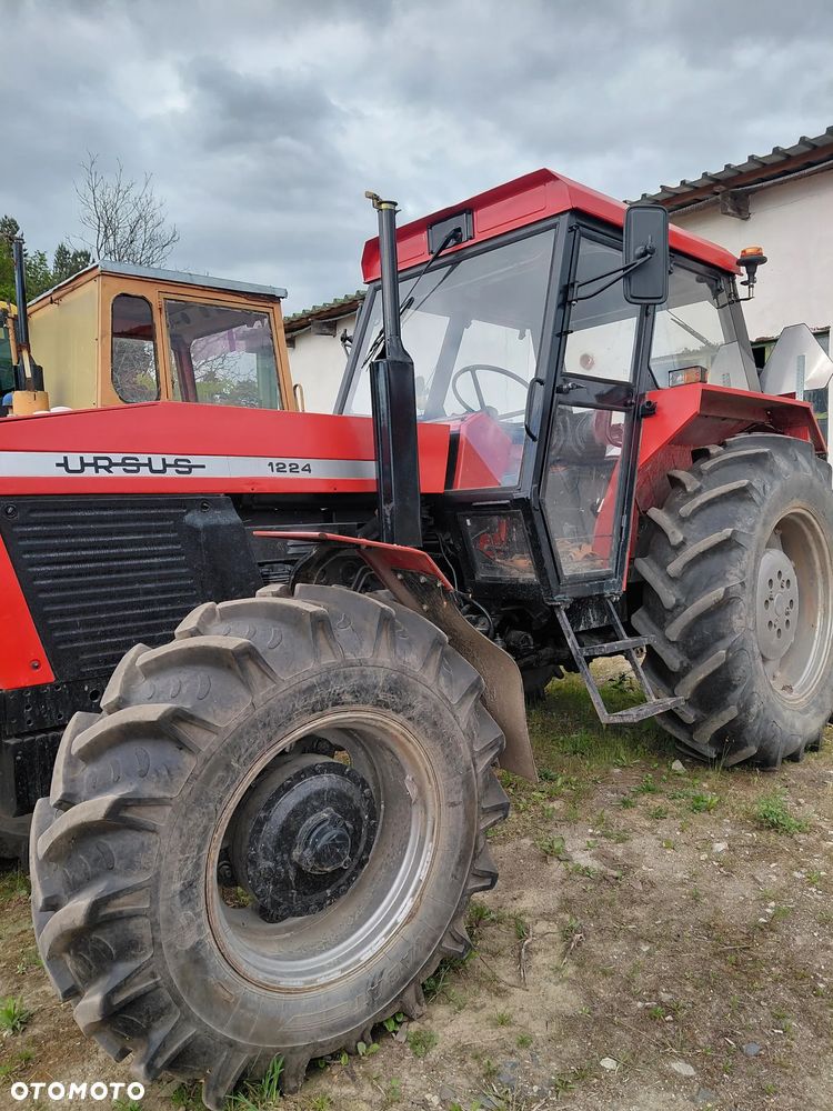 Ursus 1224 - 3