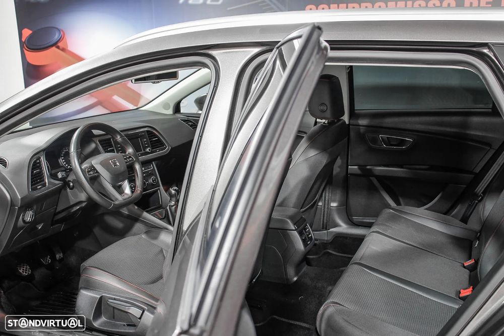 SEAT Leon ST 2.0 TDI FR S/S - 10