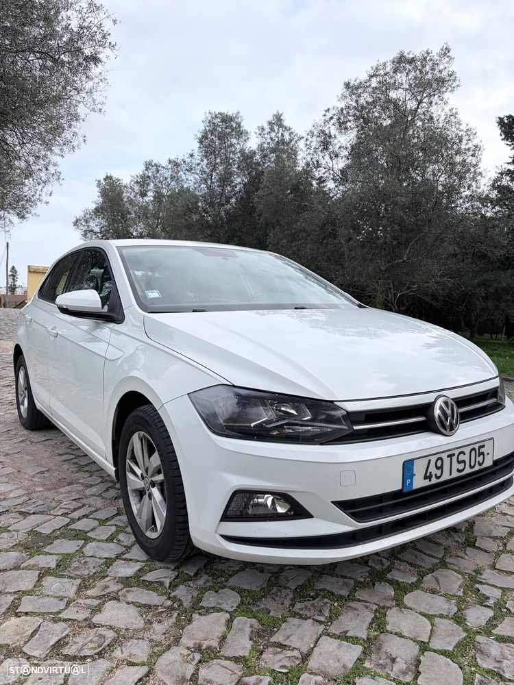VW Polo 1.0 Confortline - 2