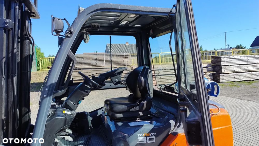 Toyota 02-8FGF30 - 6