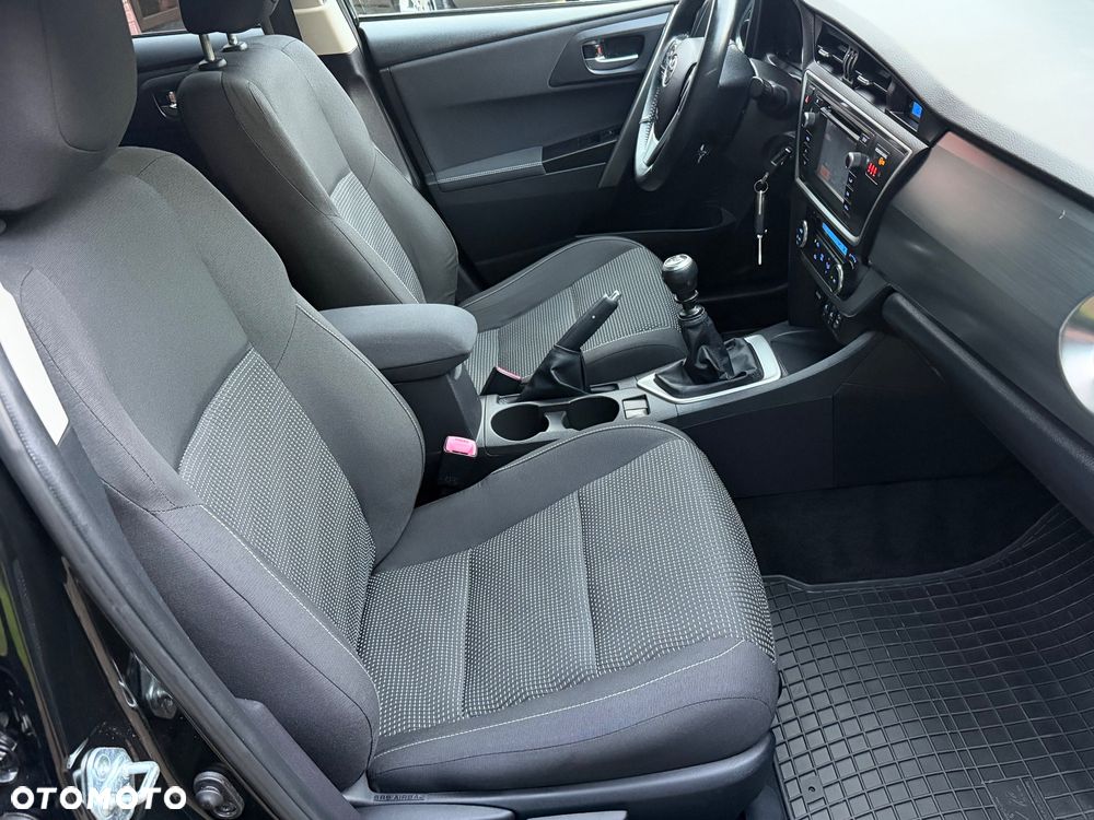 Toyota Auris 1.33 VVT-i Edition - 22