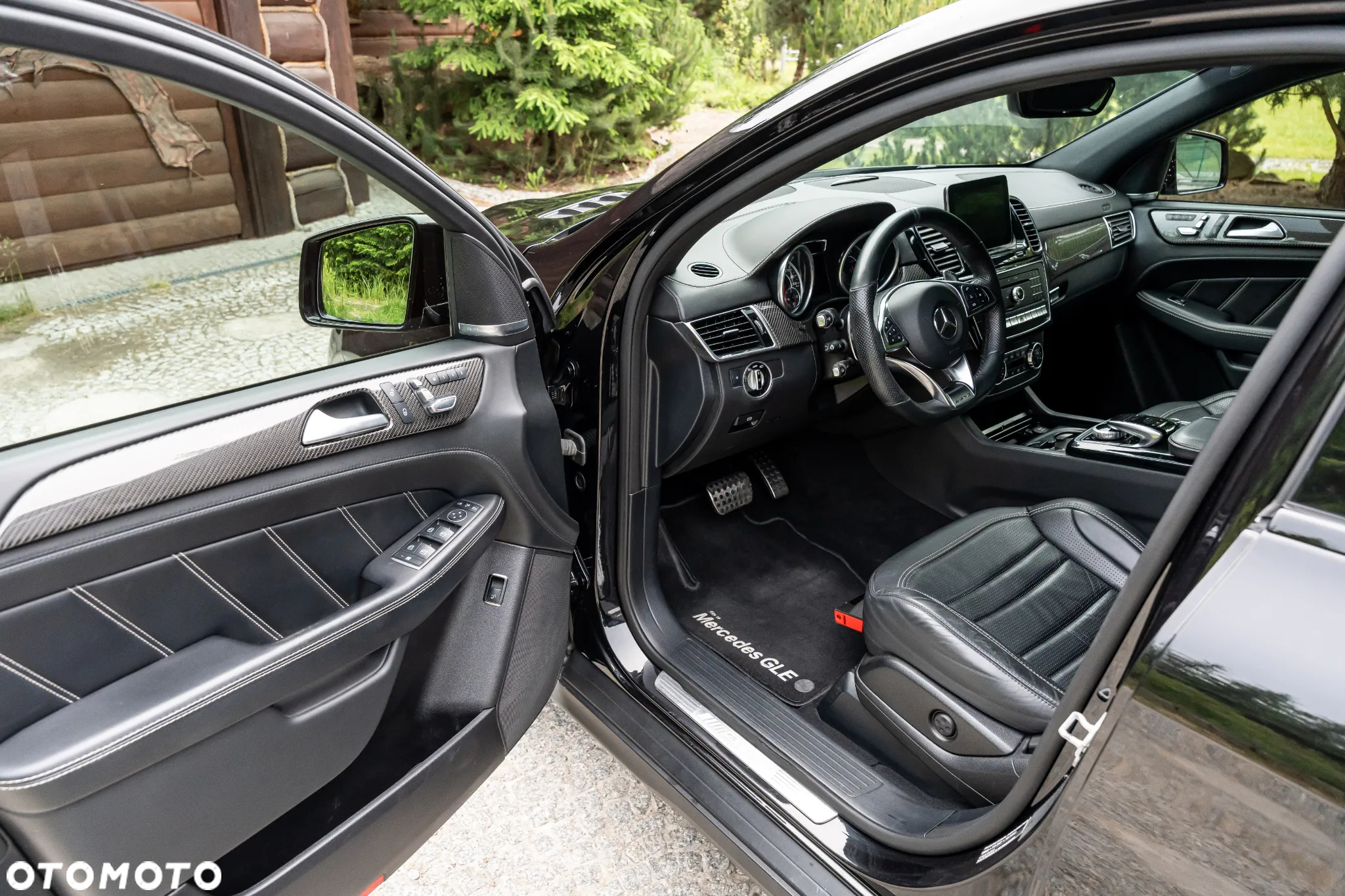 Mercedes-Benz GLE AMG Coupe 63 4-Matic - 23
