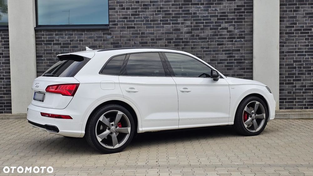 Audi SQ5 - 5