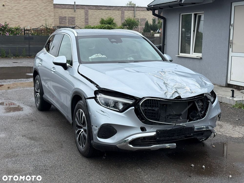 Mercedes-Benz GLC - 11