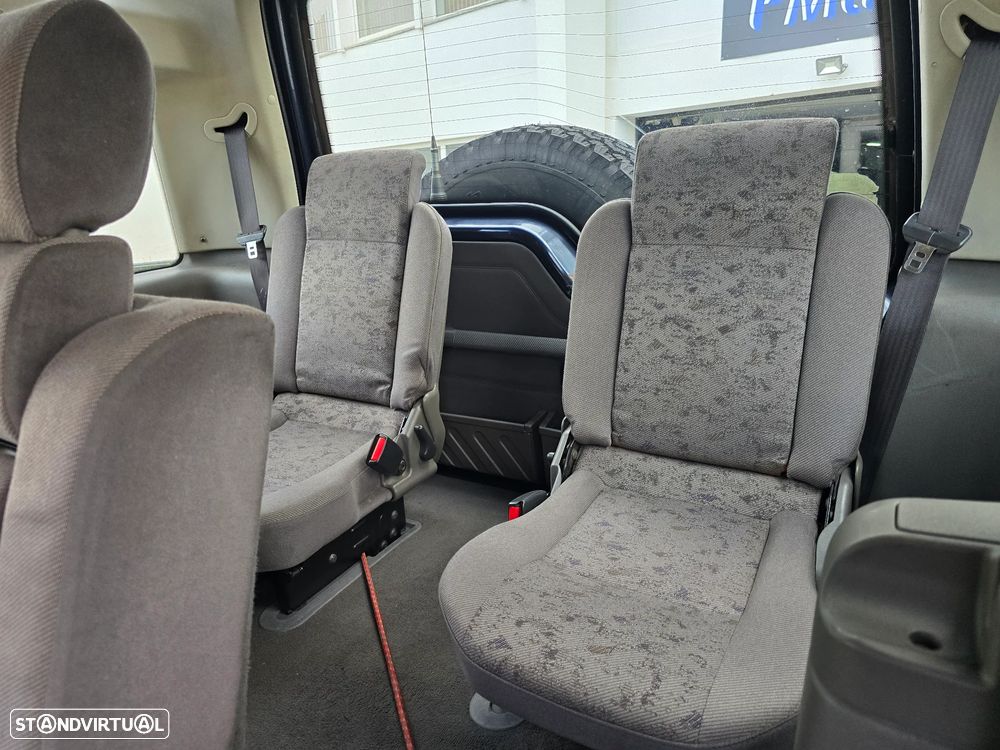 Land Rover Discovery 2.5 TD5 - 17